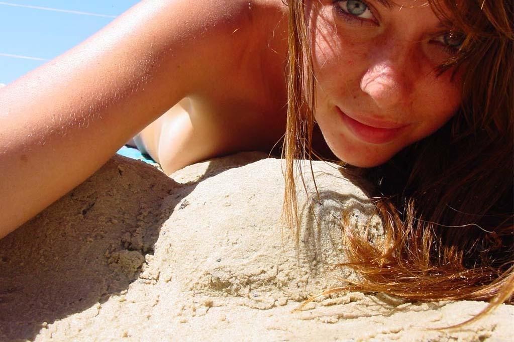 Selfie à la plage nue
