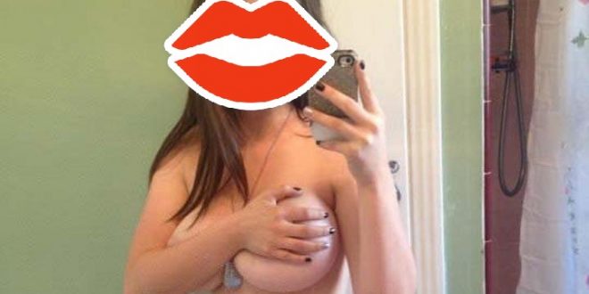 Selfie de mes seins énormes